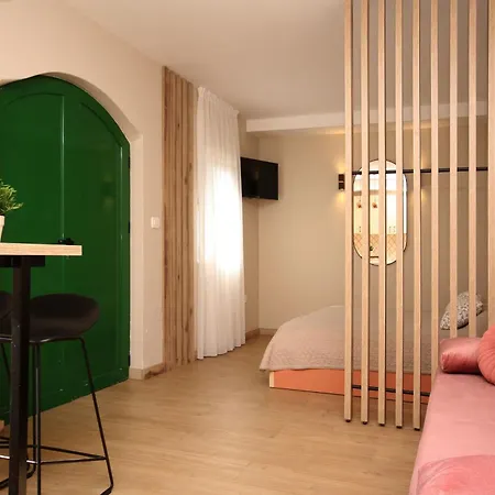 Holiday home Seaside Family Friendly House With A Swimming Pool Cove Ljubljeva, Trogir - 19259 Vinisce