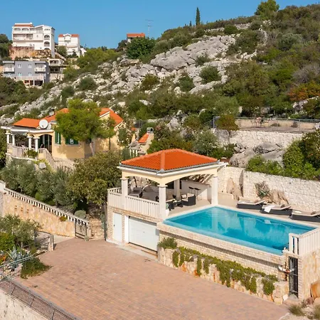 Villa Seaside Luxury With A Swimming Pool Cove Ljubljeva, Trogir - 19259 *