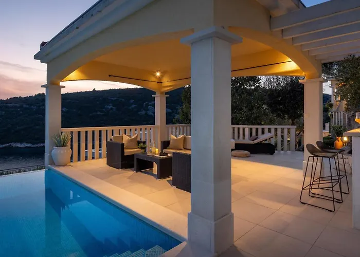 Seaside Luxury With A Swimming Pool Cove Ljubljeva, Trogir - 19259 *